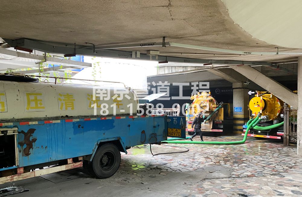 273工厂商场地下室污水清理