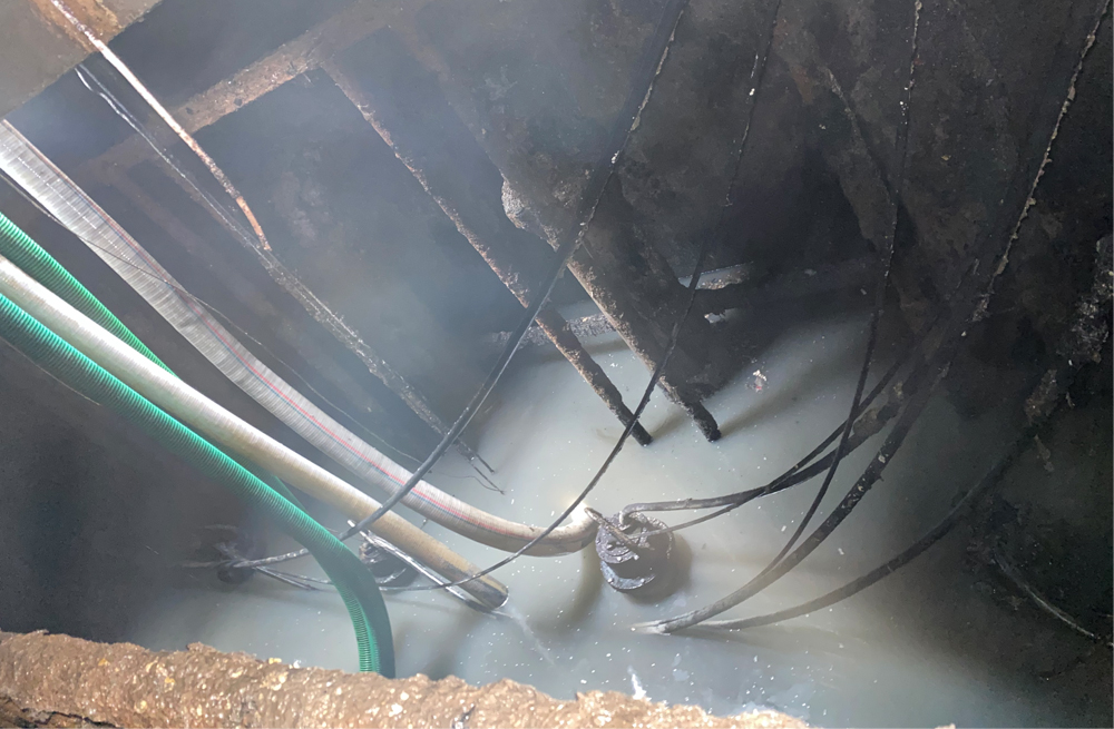 272工厂商城污水池清运