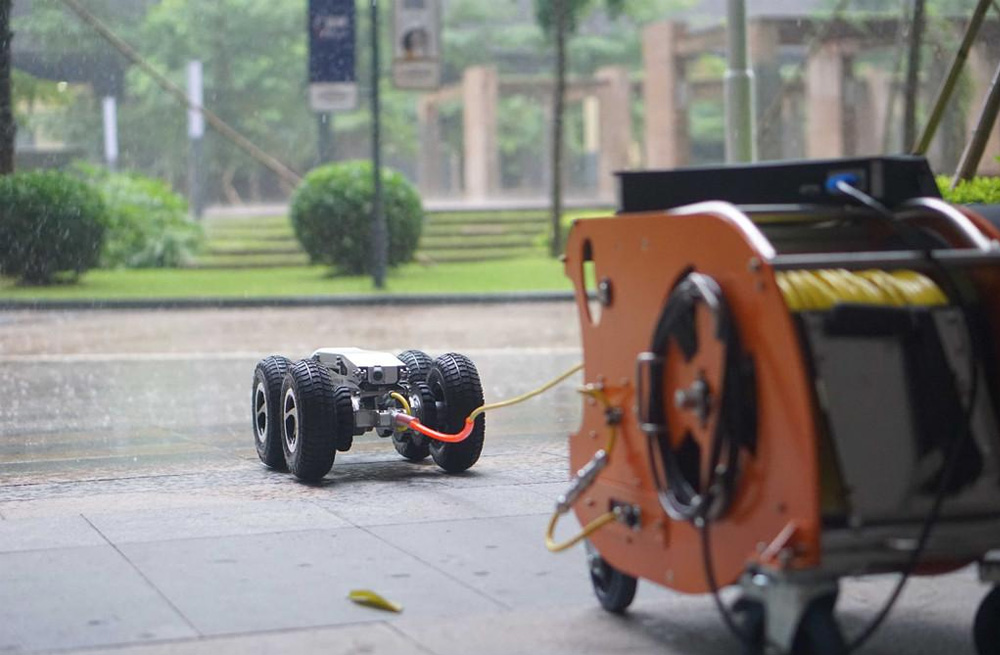 工厂管道检测机器人